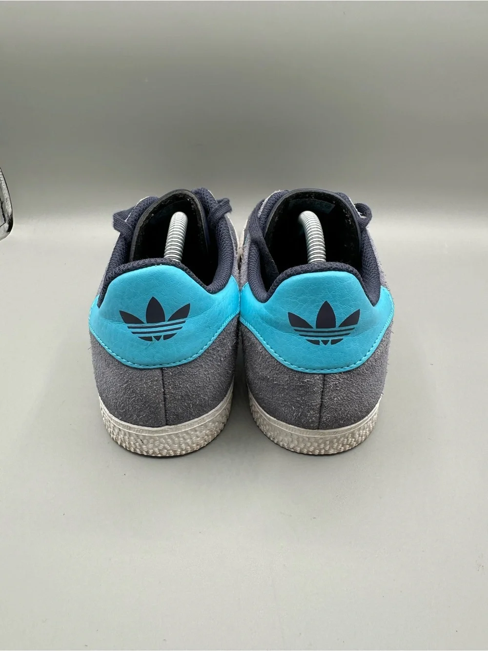 Adidas Originals Gazelle Blue Suede Sneakers Women 7.5 Men 6